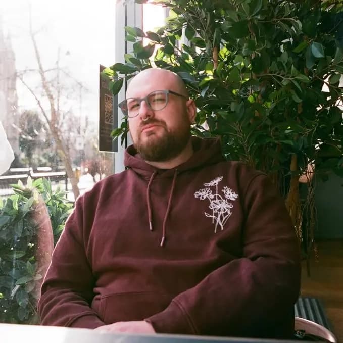 beatiful Spanish developer